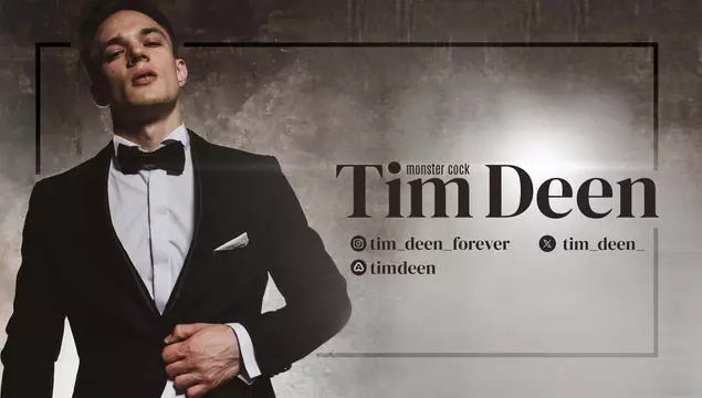 Розовая киска молодой девушки кончает от твердого члена