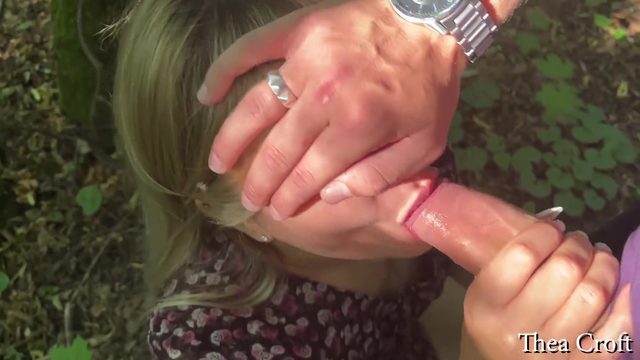 Пикапер развел 18-ти летнюю чиксу на слюнявый минет в лесу